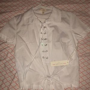 Short sleeve white blouse